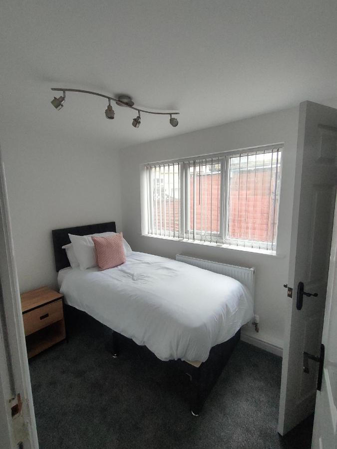Lovely Refurbished Apartments, Morecambe Promenade Zewnętrze zdjęcie