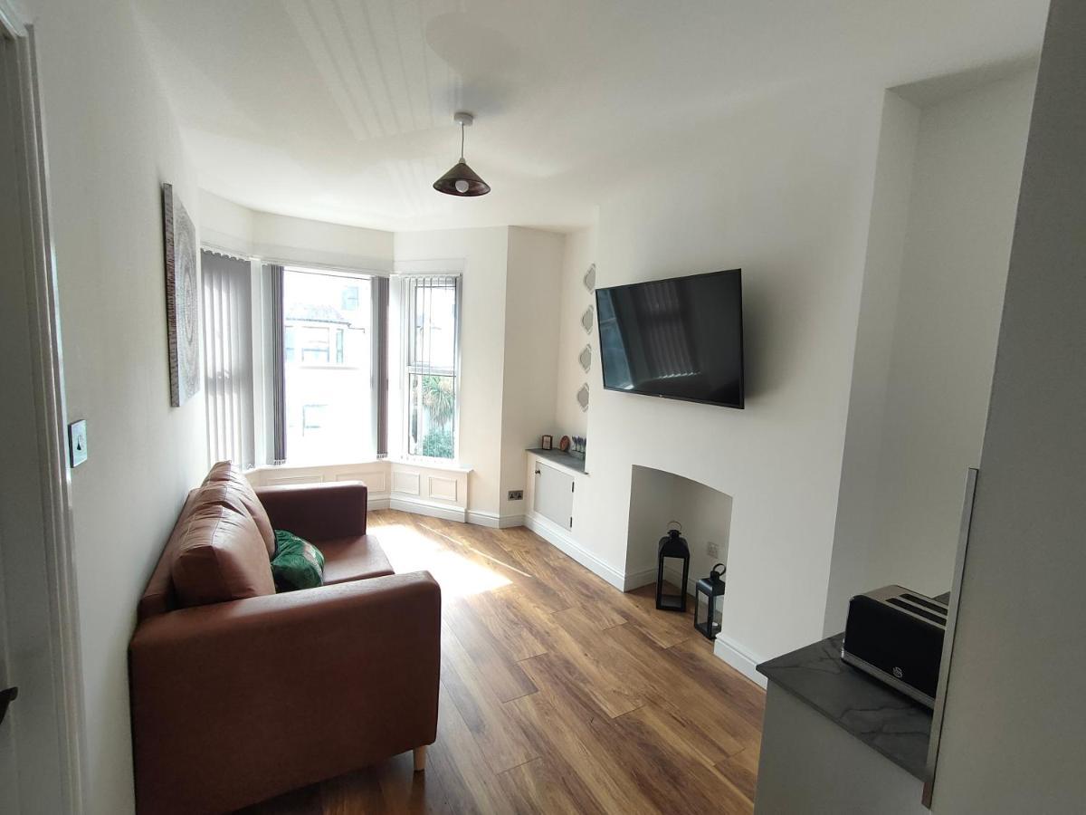 Lovely Refurbished Apartments, Morecambe Promenade Zewnętrze zdjęcie